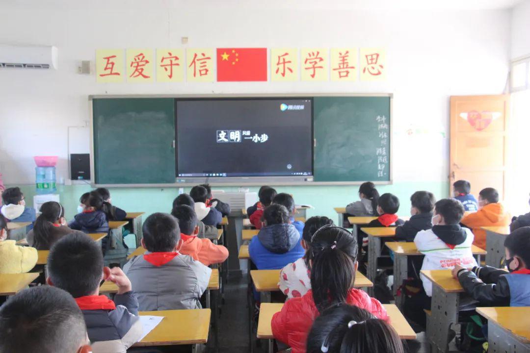 天元战首轮上半区辜梓豪谢尔豪顺利过关,党毅飞李轩豪打勺致败如出一辙