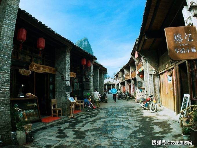 真彩还原,哈趣K2云台投影勾勒视觉艺术